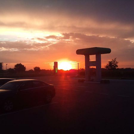 Motel Sawik Dziekanowice Lednogora Exterior foto