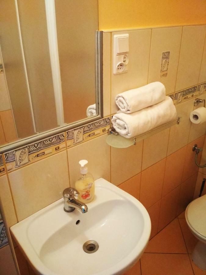 Motel Sawik Dziekanowice Lednogora Exterior foto